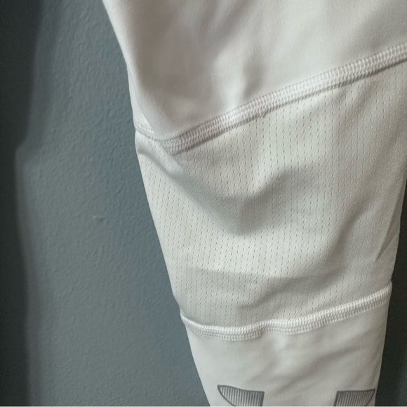 NWT Under Armour White Pants Size Youth XLarge Fitted HeatGear - Picture 13 of 16